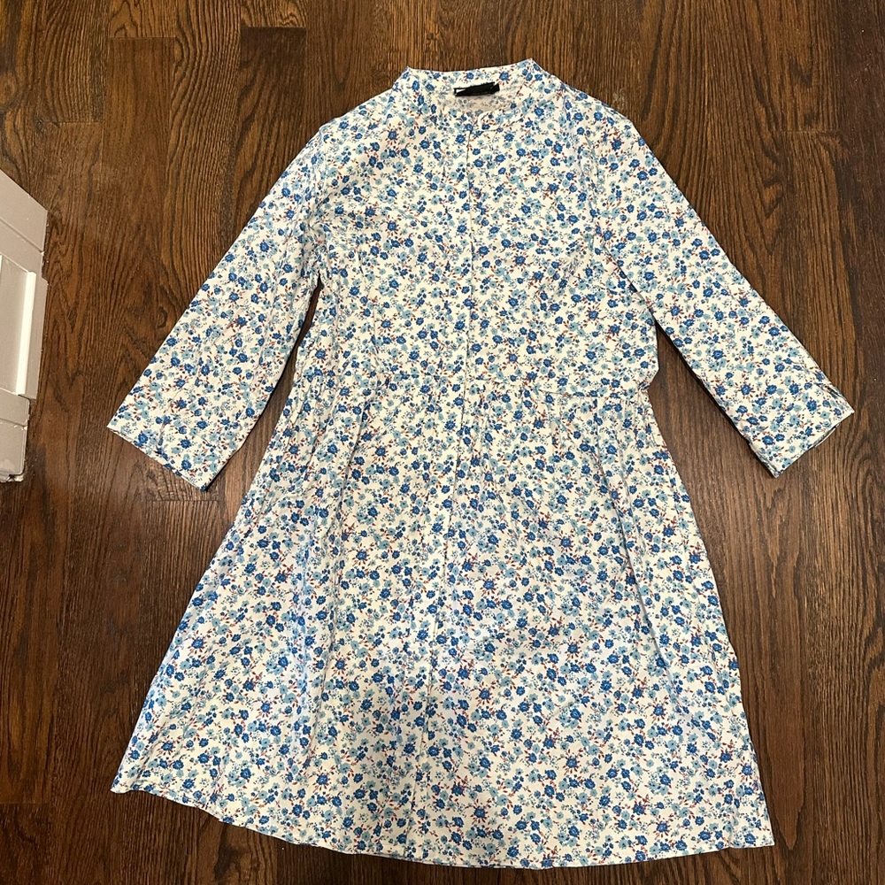 Tuckernuck Royal floral shirt dress